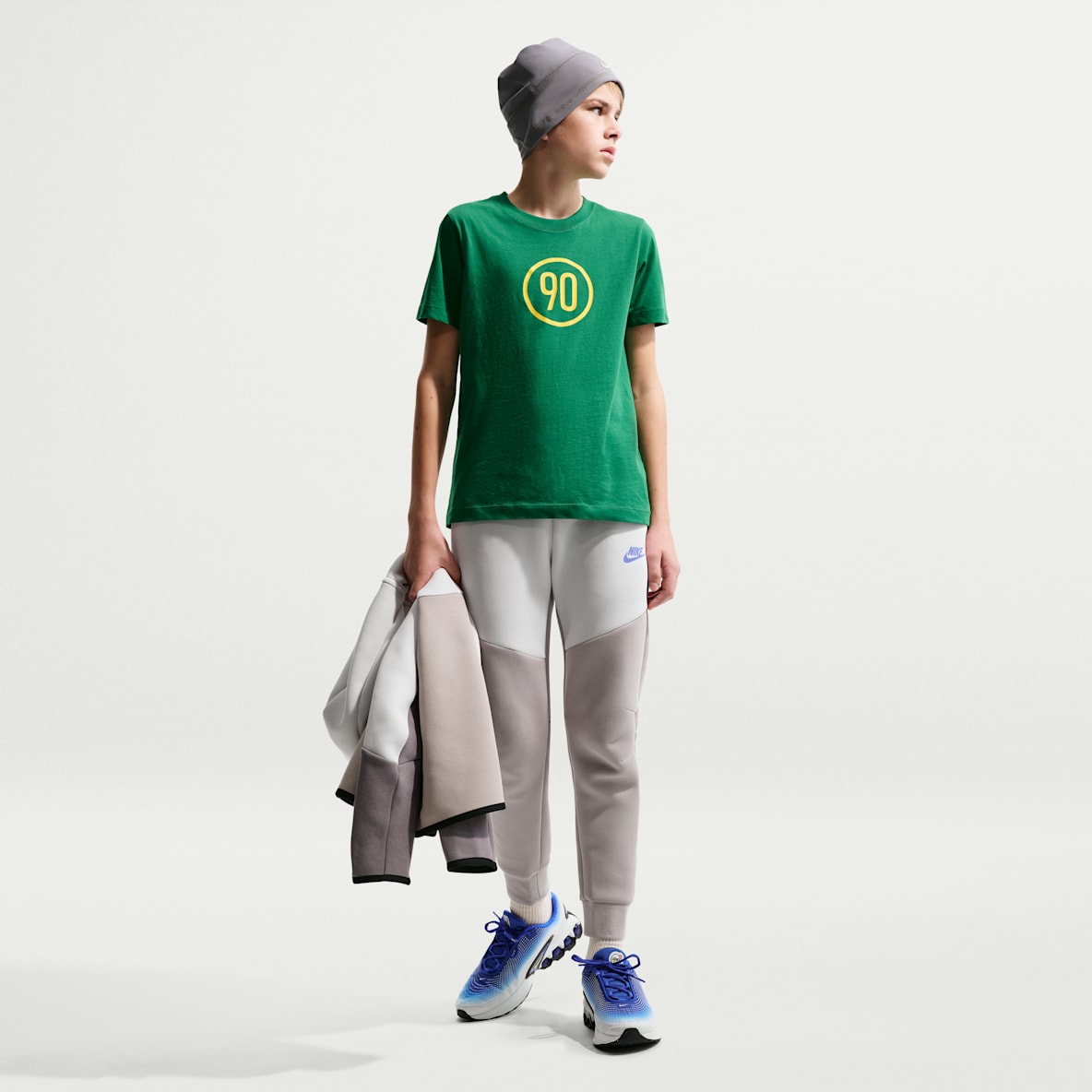 Big Kids (XS - XL) Grey Nike Tech Fleece. Nike.com